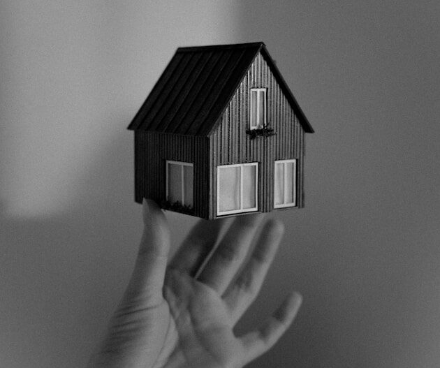 valeria-reverdo-qDpaish2nGk-unsplash